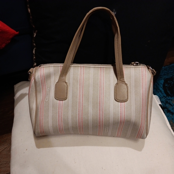 COACH Legacy pink and cream handbag - Picture 4 of 8